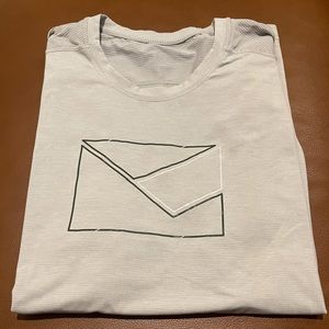 Men’s large Lululemon t shirt